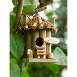 BED AND BREAKFAST BIRDHOUSE