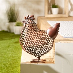 CHICKEN WIRE CHICKEN SCULPTURE